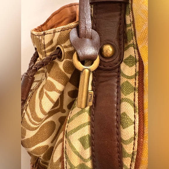 Fossil Vintage Hobo Bag - Picture 3 of 11